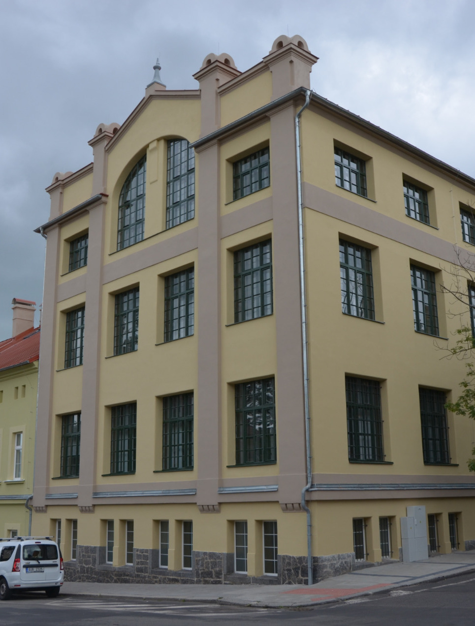 Budova stré papírny